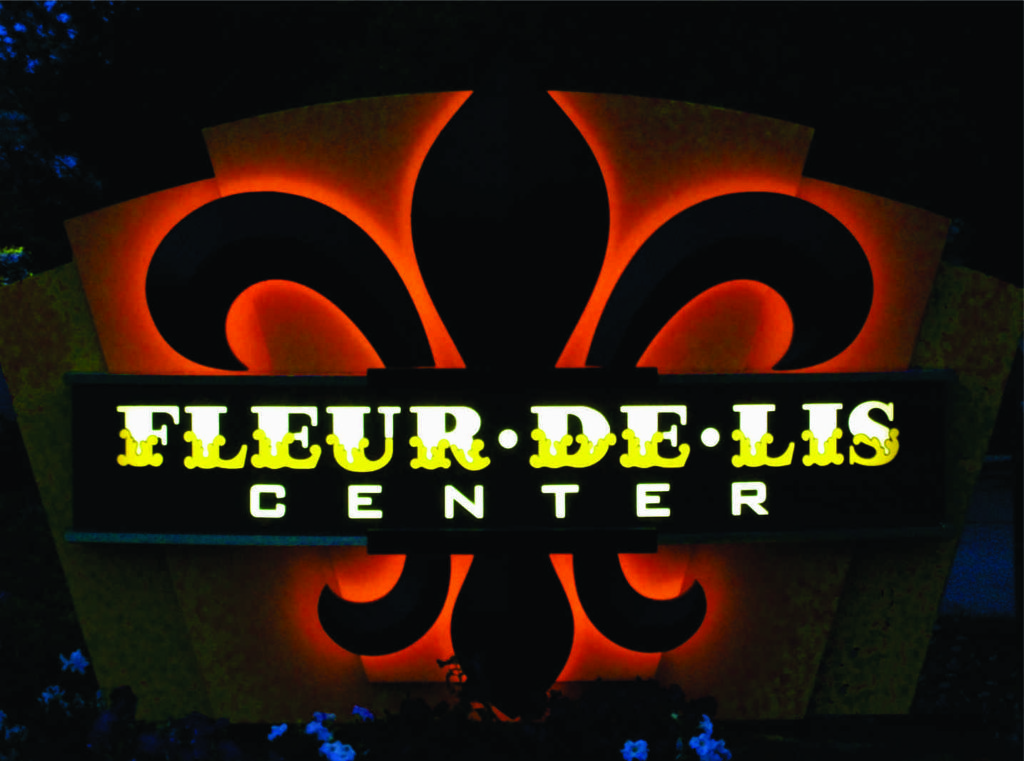 Fleur De Lis Ctr Night 1 1024x761 